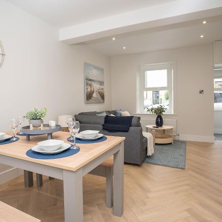 The Views Townhouse Villa Newcastle  Luaran gambar