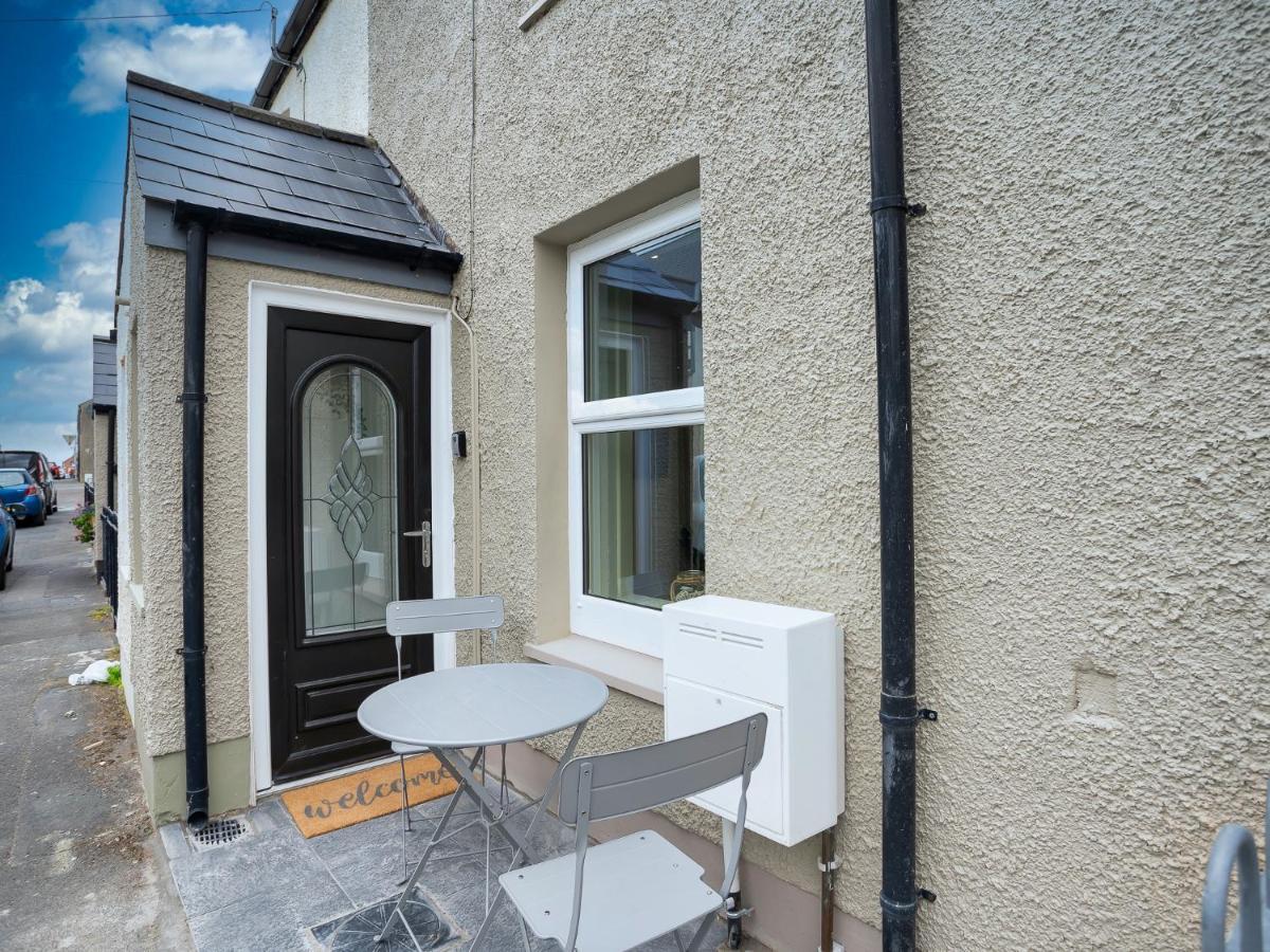 The Views Townhouse Villa Newcastle  Luaran gambar